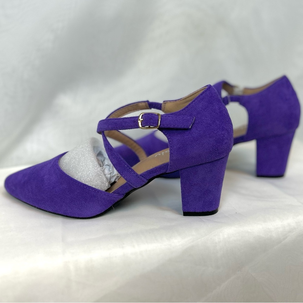 New Women's Purple Chunky Heel Cross Strap Closed Toe Suede Dress Shoes / Sz 7.5